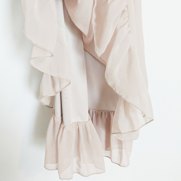 A'reve babydoll ruffle nude mini dress size small - Picture 5 of 5